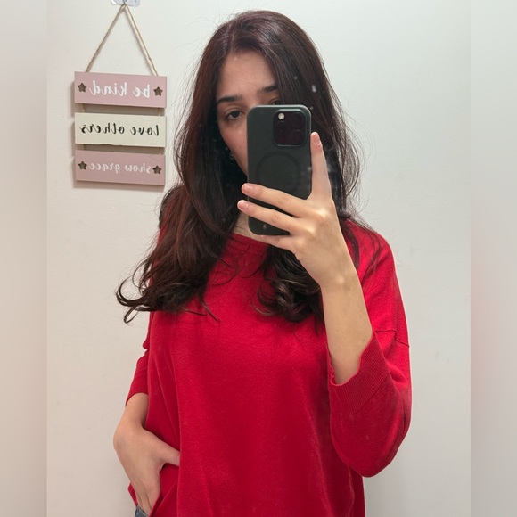 Red sweater. Medium. - Picture 3 of 3